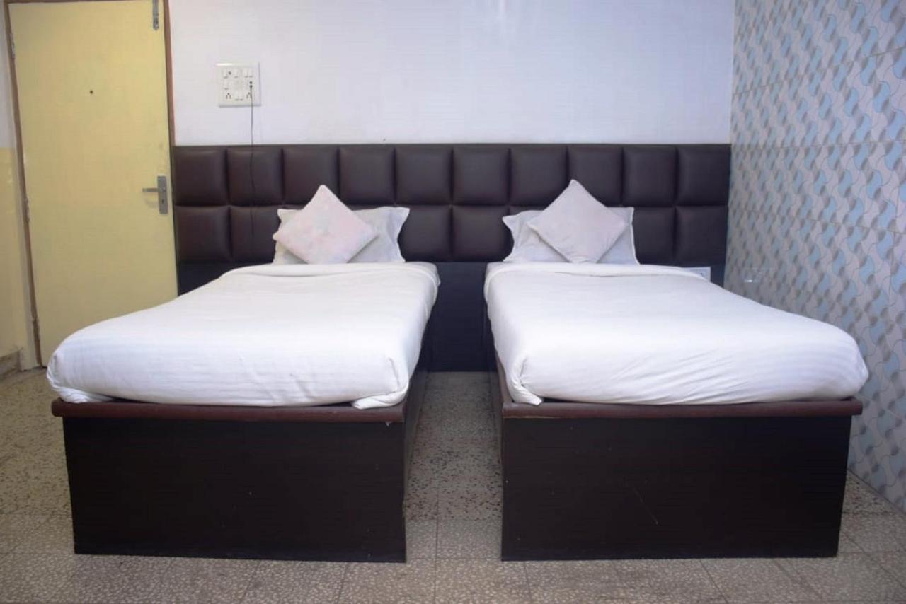Hotel Deendayal Korba Екстер'єр фото